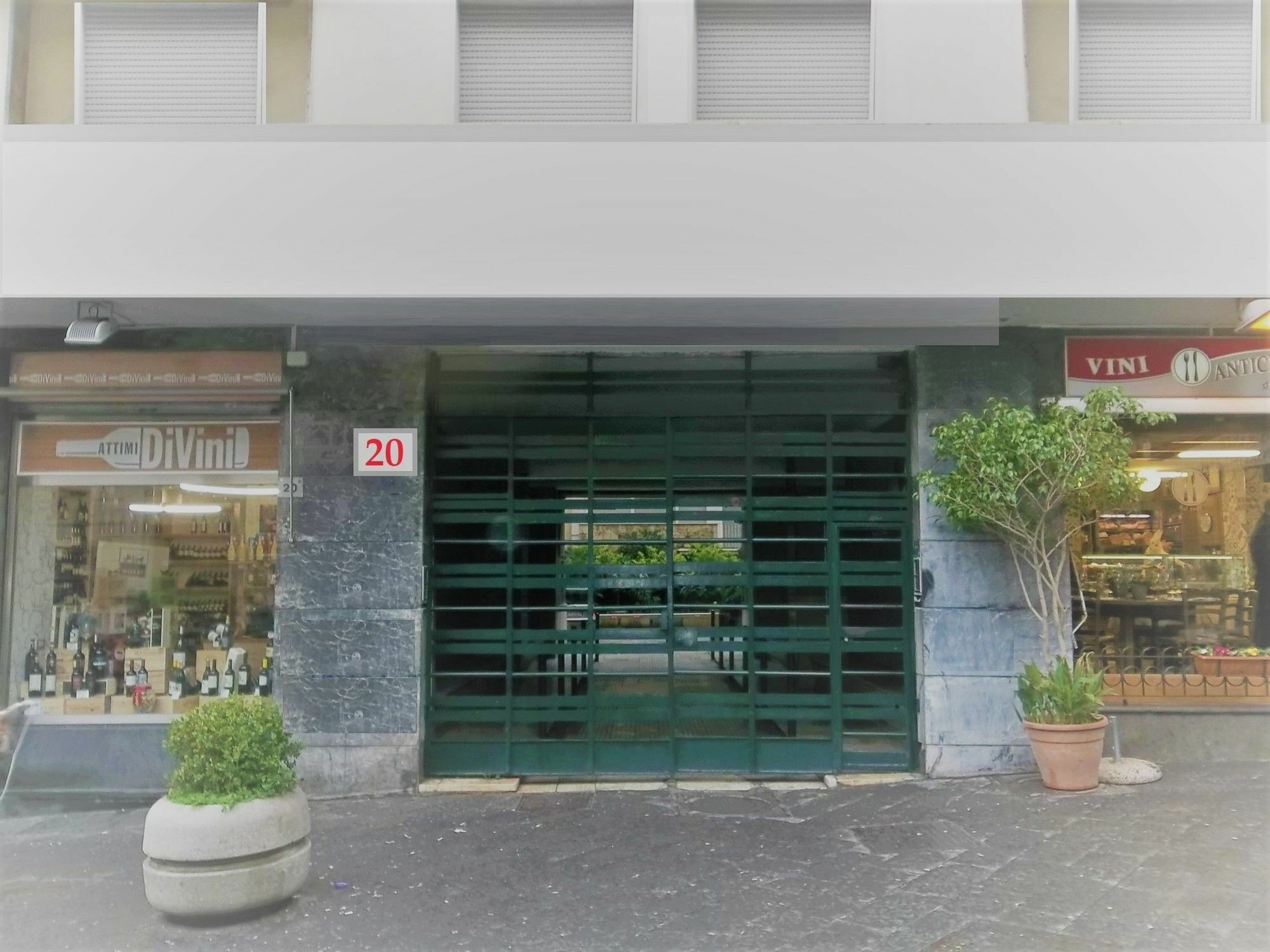 Well - Santa Lucia 5* Napoli